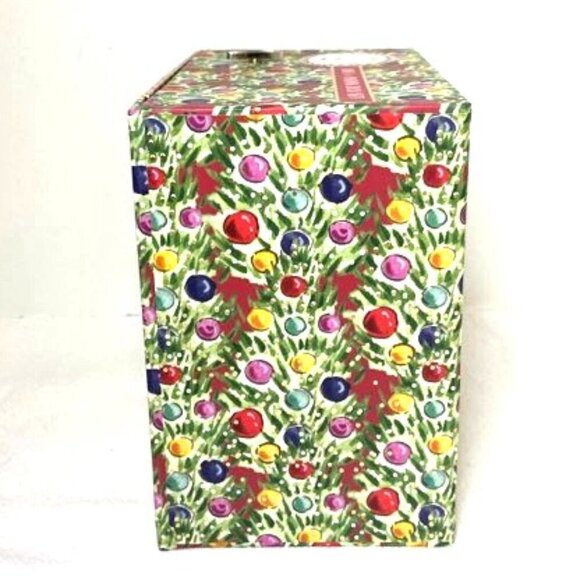 Peppermint & Pine Mug & Music Box Set We Wish You a Merry Christmas Santa Gift - Picture 5 of 7